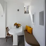 Allure Breeze Bed & Breakfast 4*