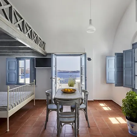 Allure Breeze Bed and Breakfast Οία