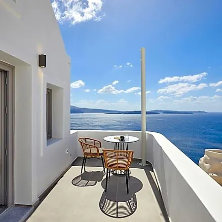 Allure Breeze Bed and Breakfast 4*