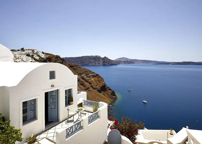 Allure Breeze Bed & Breakfast 4*