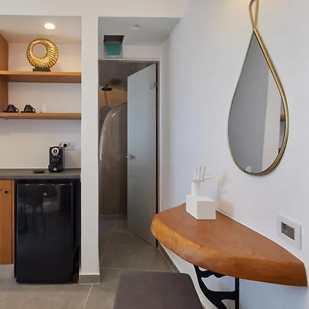 Allure Breeze B&B 4*