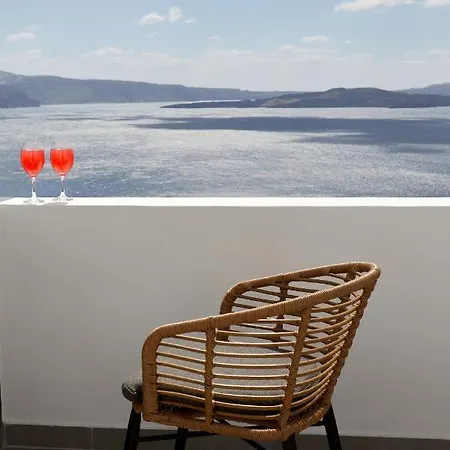 Allure Breeze Oia (Santorini)