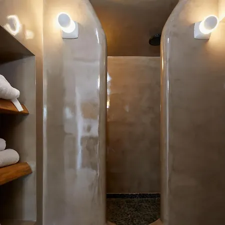 Allure Breeze 4* Oia (Santorini)