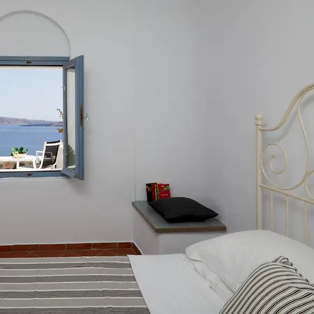 Allure Breeze Oia (Santorini)