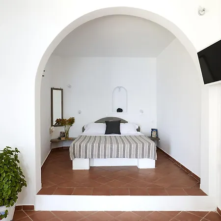 Allure Breeze 4* Oia (Santorini)
