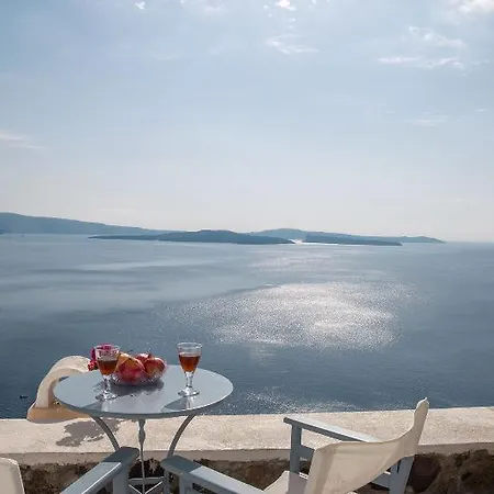 Allure Breeze Bed & Breakfast 4*