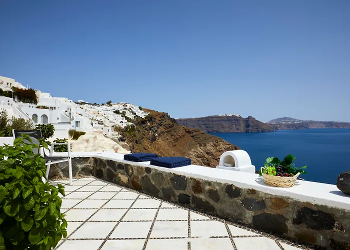 Allure Breeze Couette-café Oia (Santorini)
