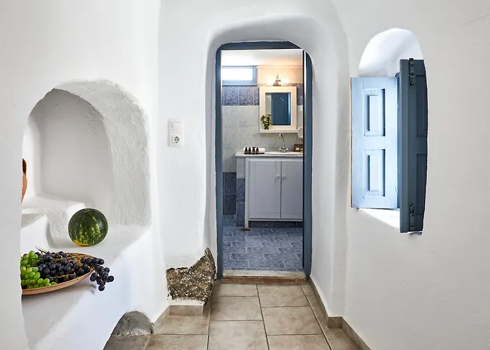 Allure Breeze Oia (Santorini)