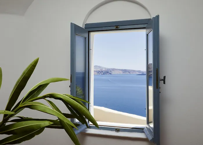 Allure Breeze Oia (Santorini)