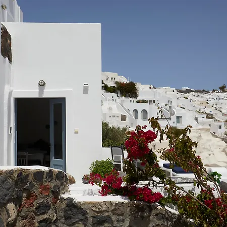 Allure Breeze Bed and Breakfast Οία
