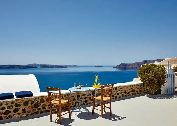 Allure Breeze Bed and Breakfast Οία