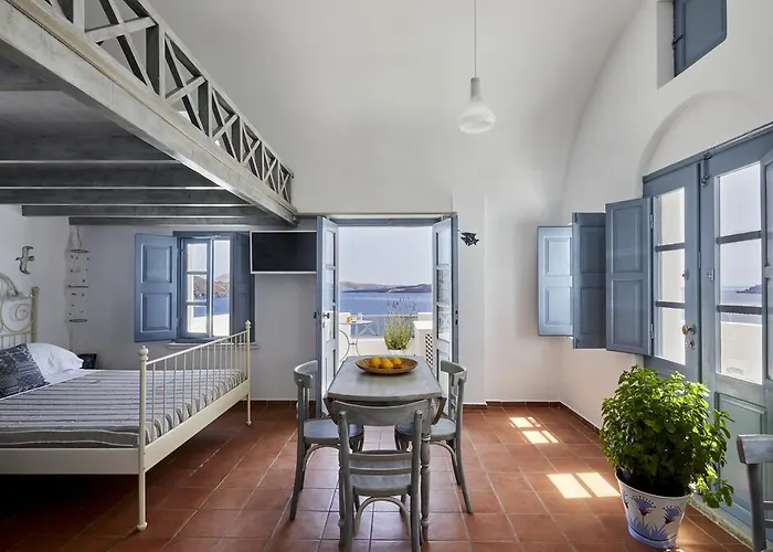 Allure Breeze Bed and Breakfast Οία